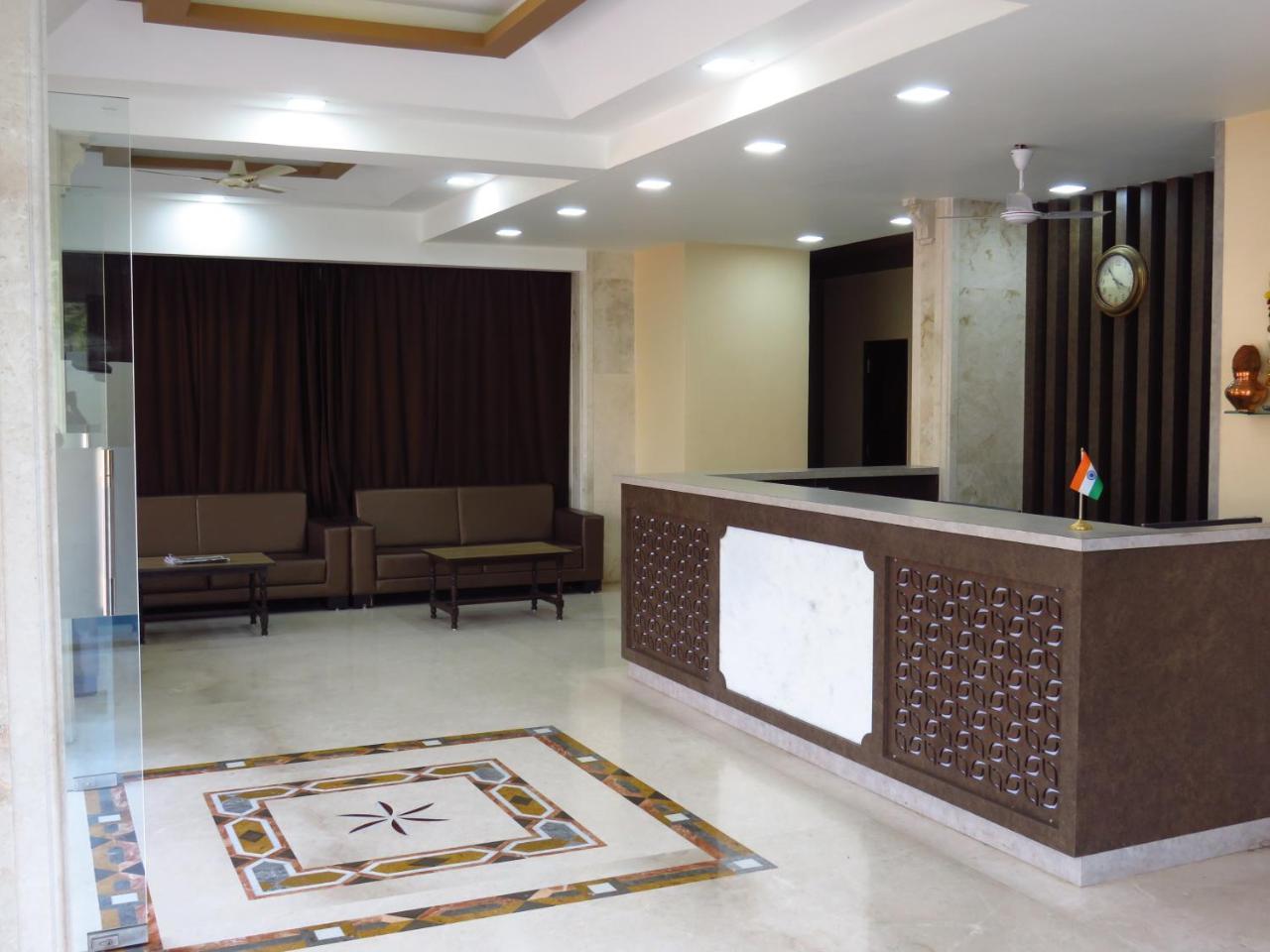 City Palace Resort Lonavala Exterior foto