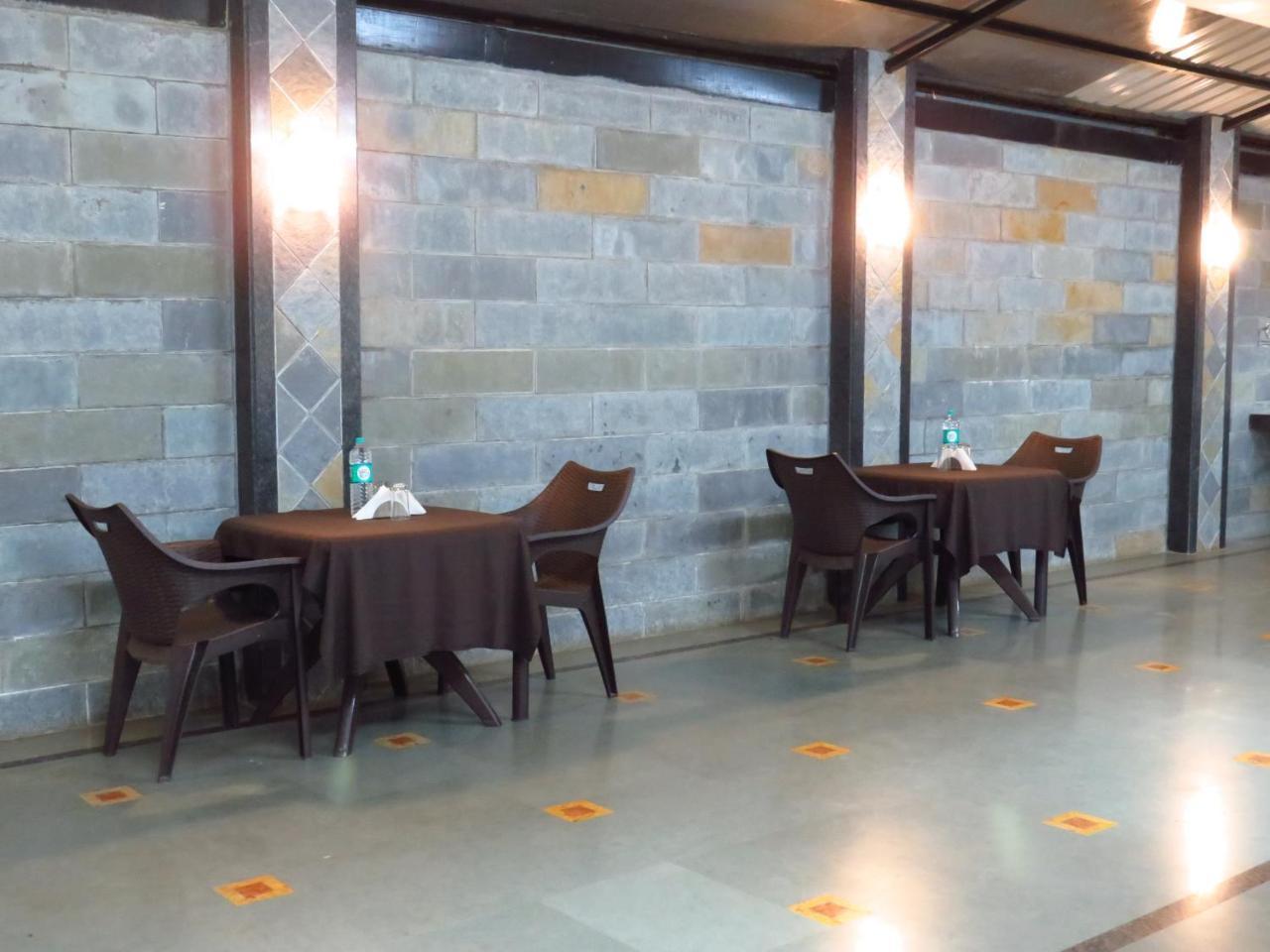 City Palace Resort Lonavala Exterior foto